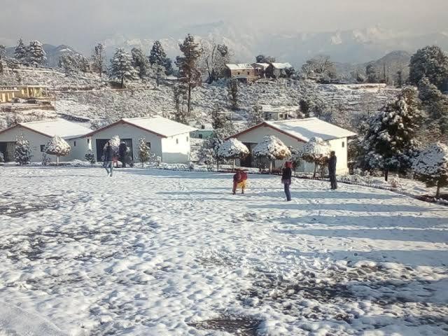 Shanti Home Stay Chaukori Exteriér fotografie